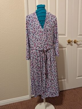 Liz Clairbone Floral Print Belted Wrap Dress - Pink, Navy & White